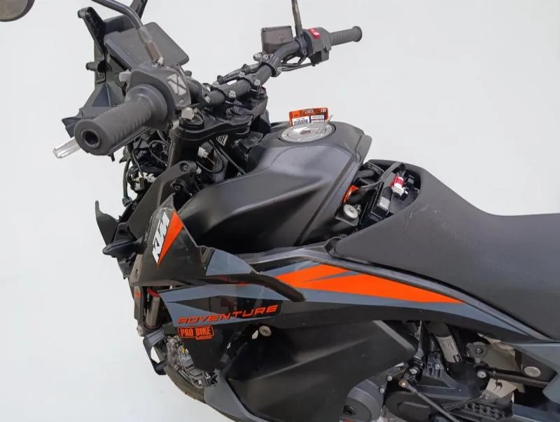 890 ADVENTURE