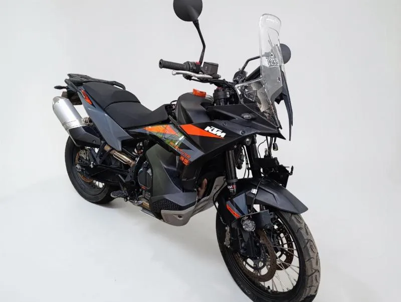 890 ADVENTURE