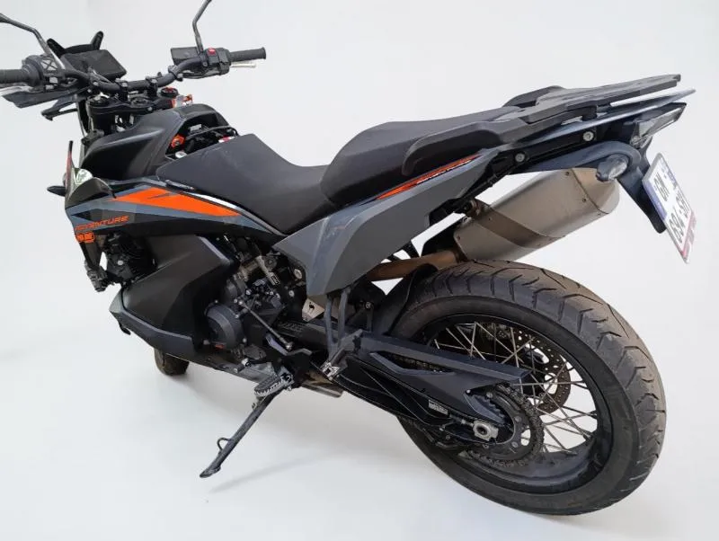 890 ADVENTURE