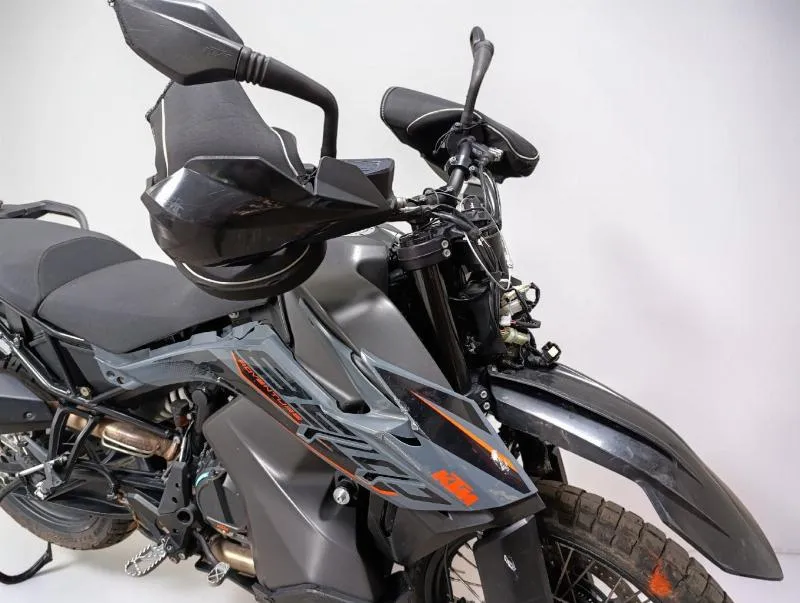 890 ADVENTURE