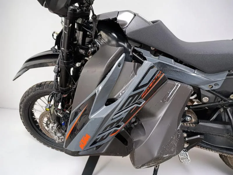 890 ADVENTURE