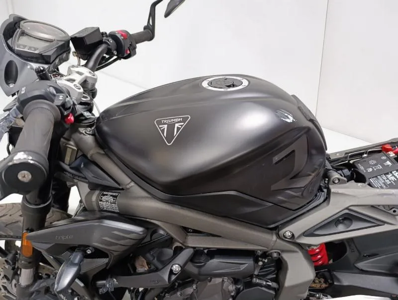 Street Triple 660