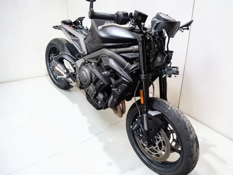 Street Triple 660