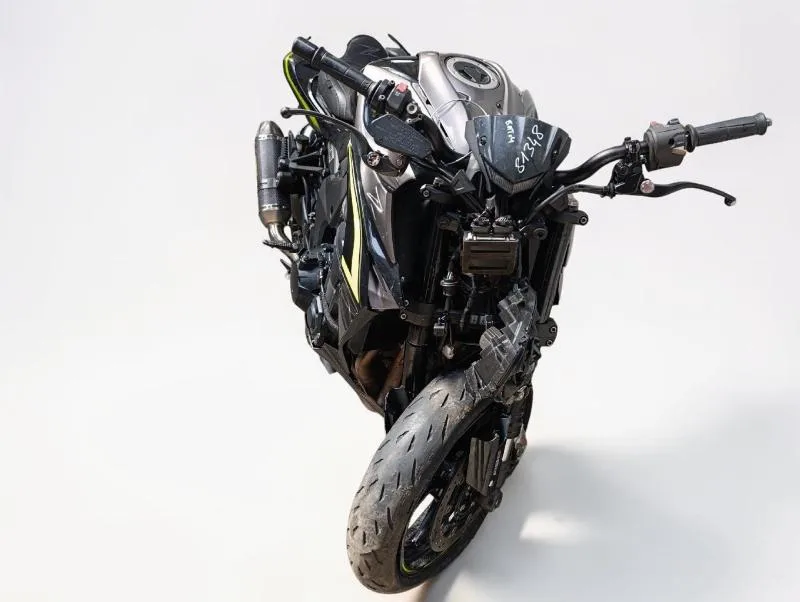 Z 1000