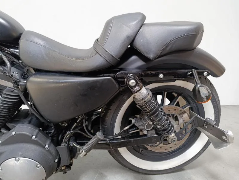 SPORTSTER 883
