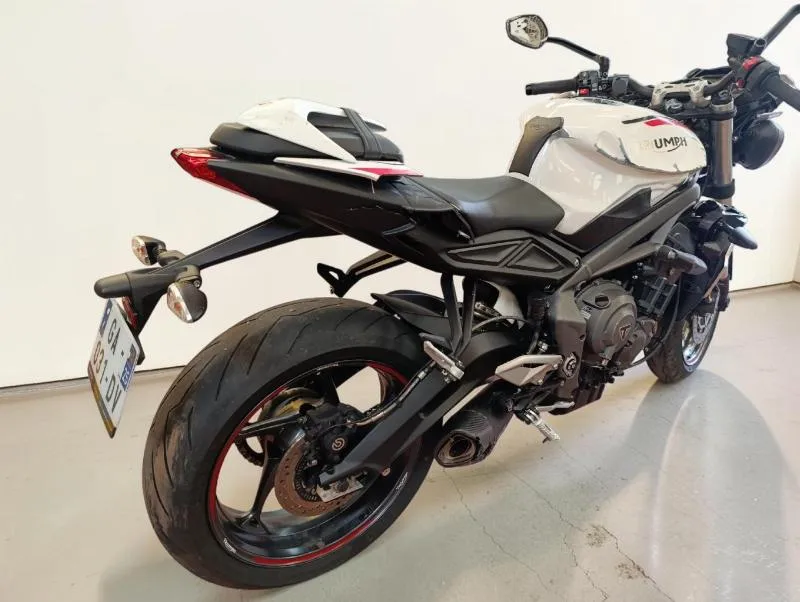 Street Triple 660