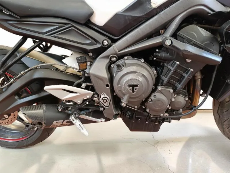 Street Triple 660