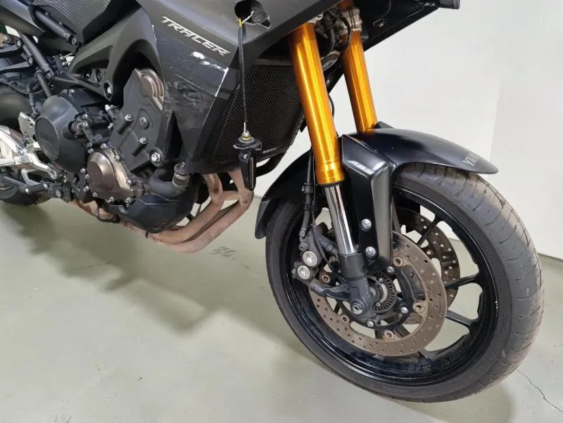 MT09