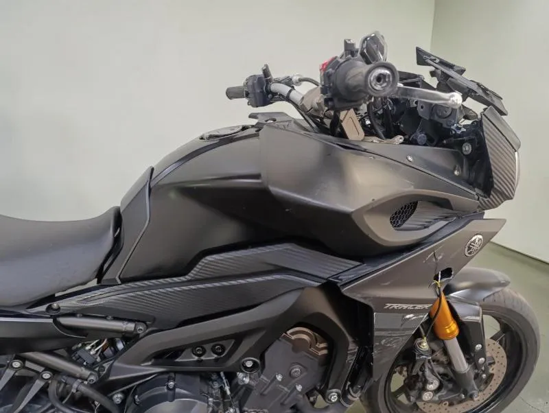 MT09