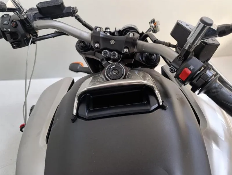 VMAX 1700