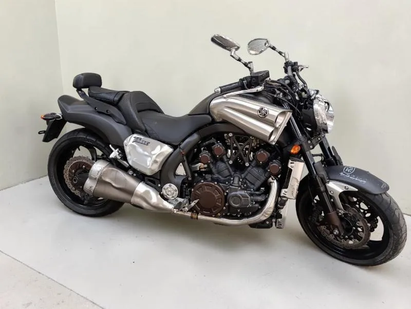 VMAX 1700