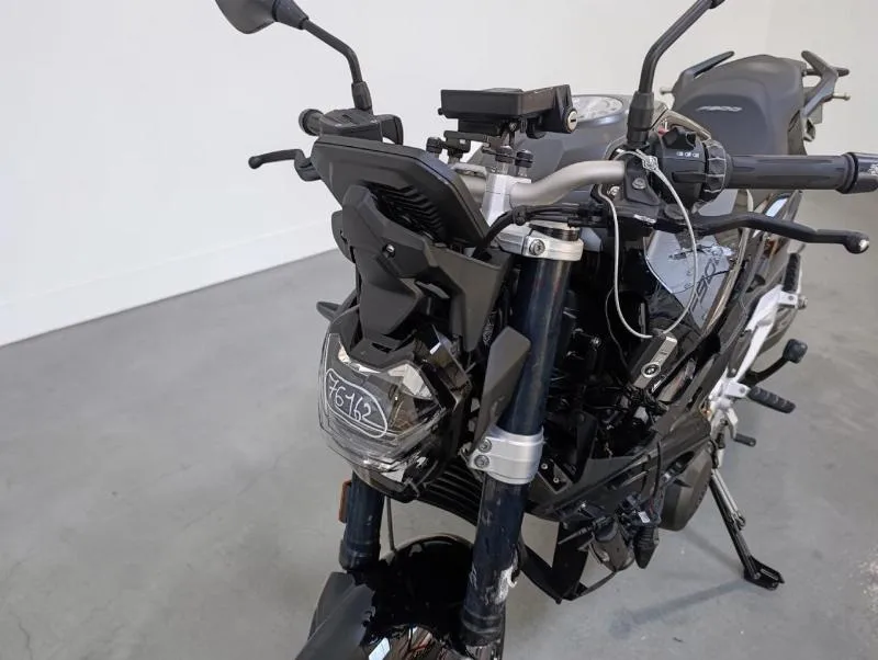 F 900 XR