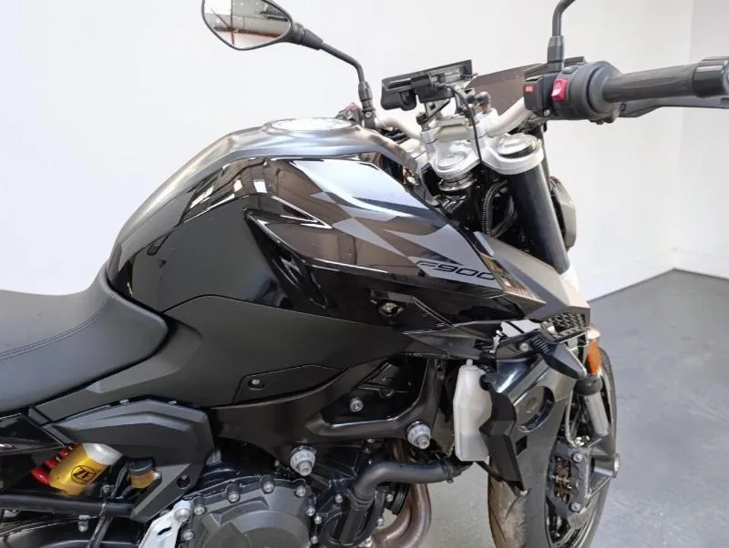 F 900 XR