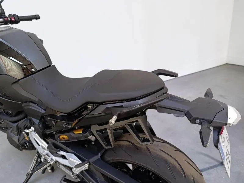 F 900 XR