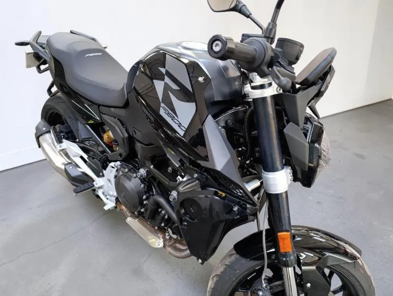 F 900 XR