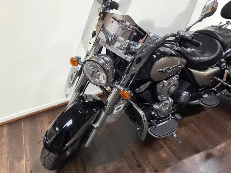 VN 1700 TOURER