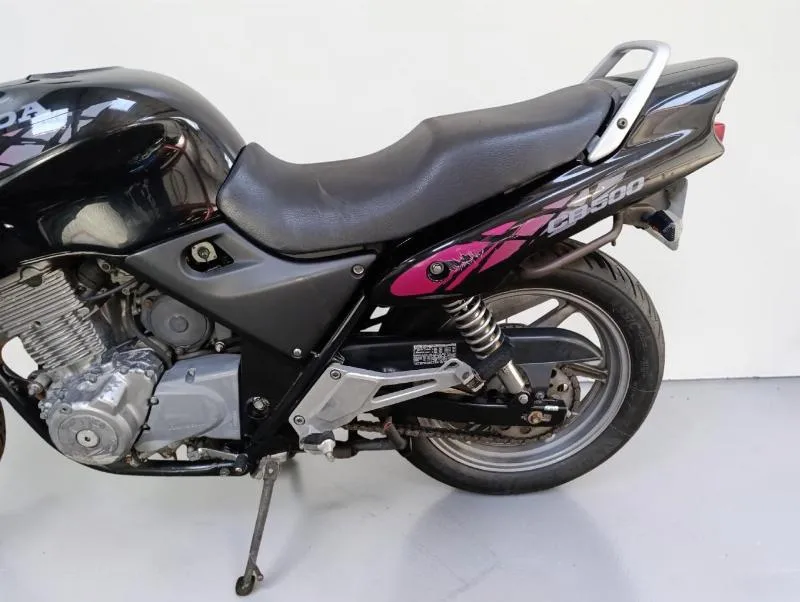 CB 500