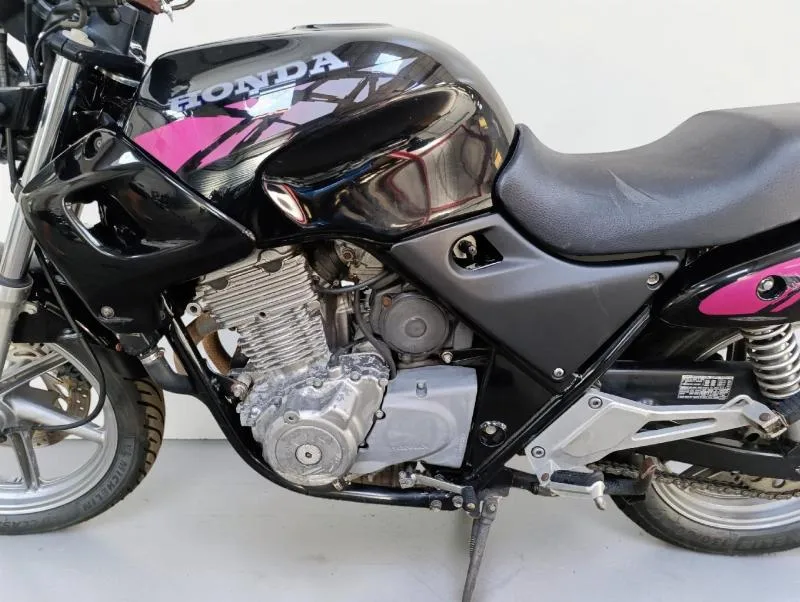CB 500