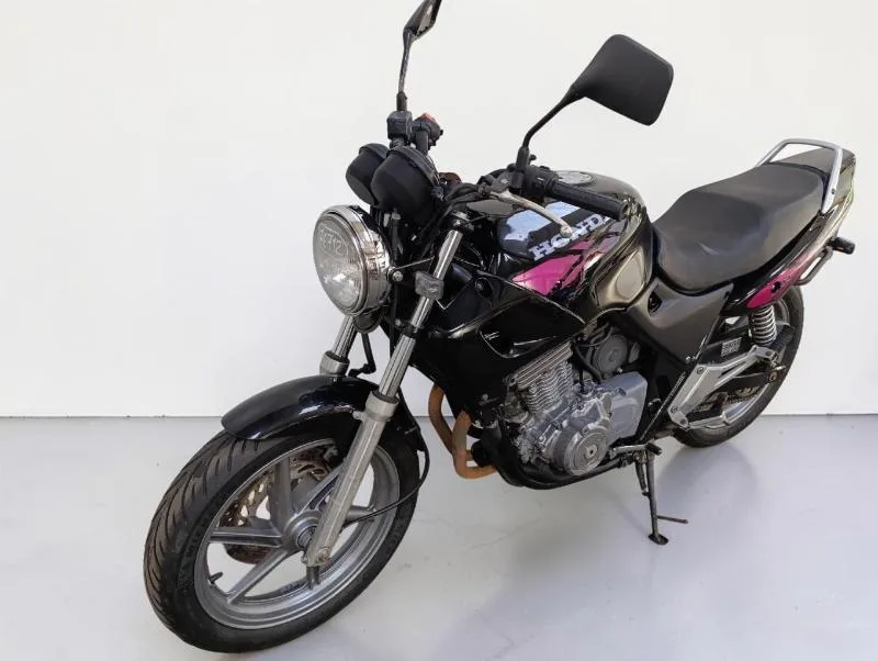 CB 500
