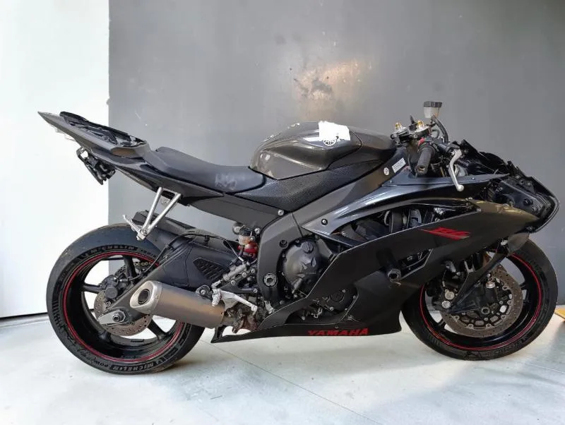 YZFR6