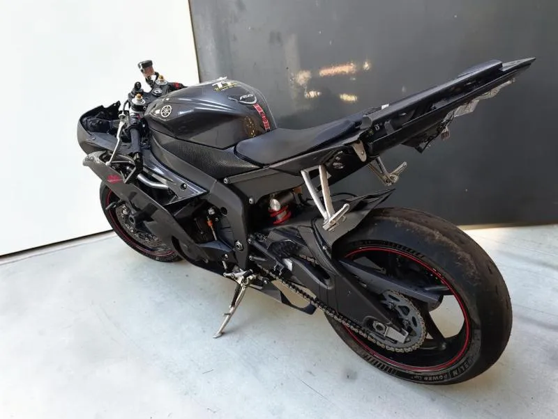 YZFR6