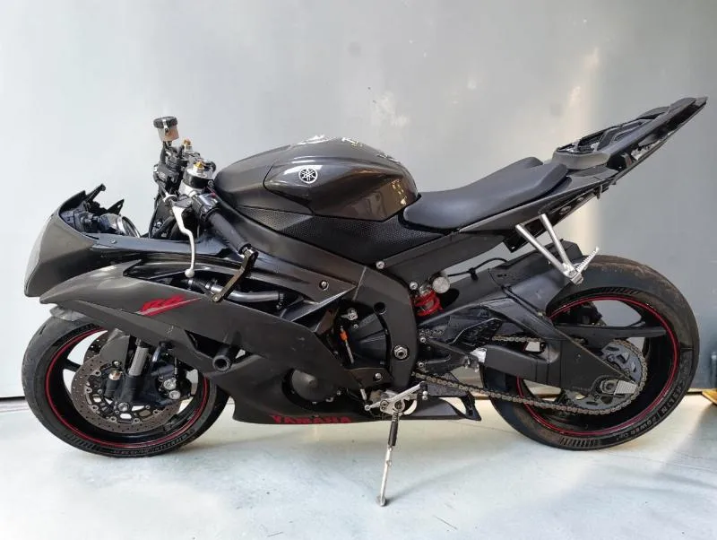 YZFR6
