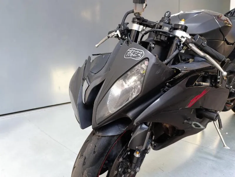 YZFR6