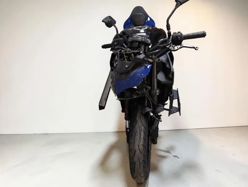 Z 900