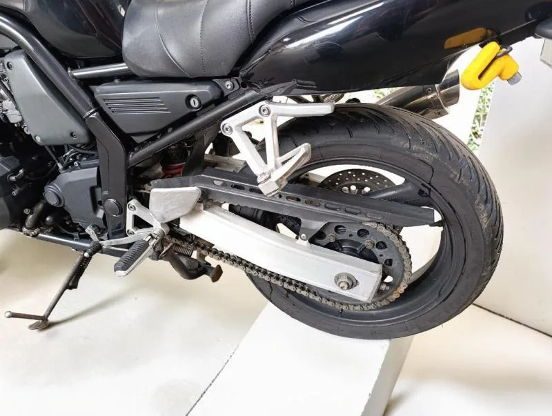 FZR 600