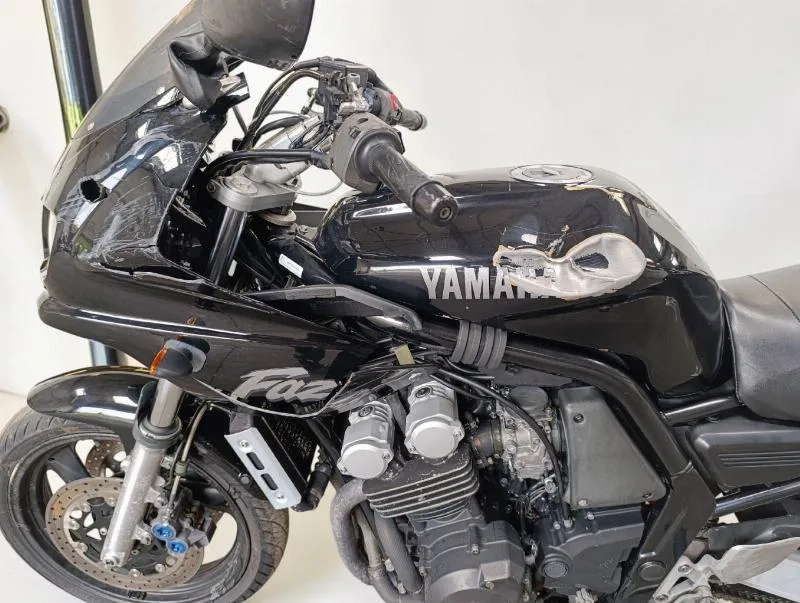 FZR 600