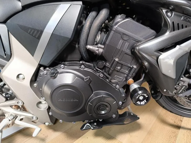 CB 1000 R