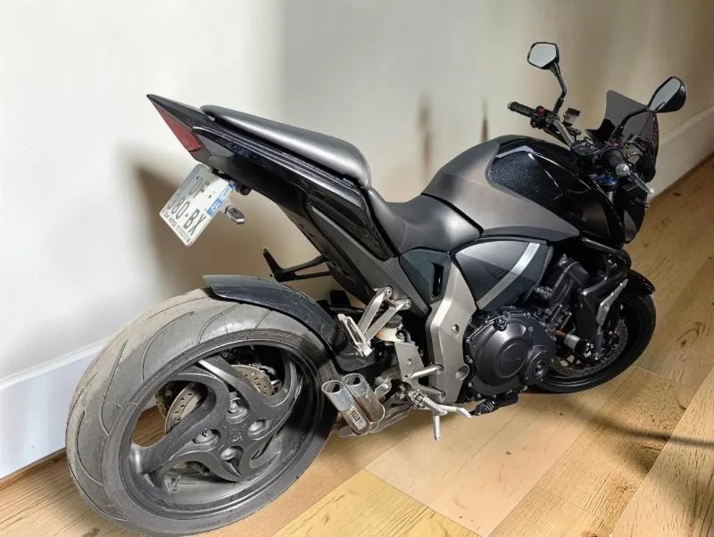 CB 1000 R
