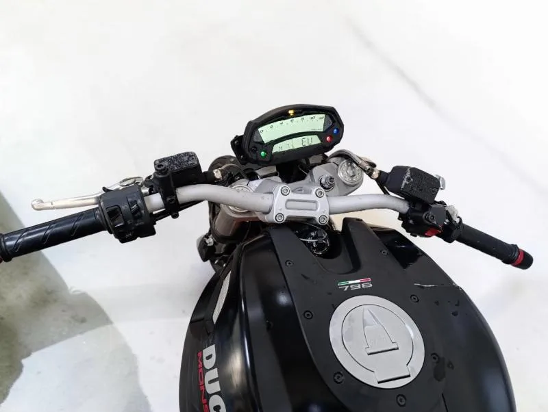 796 MONSTER