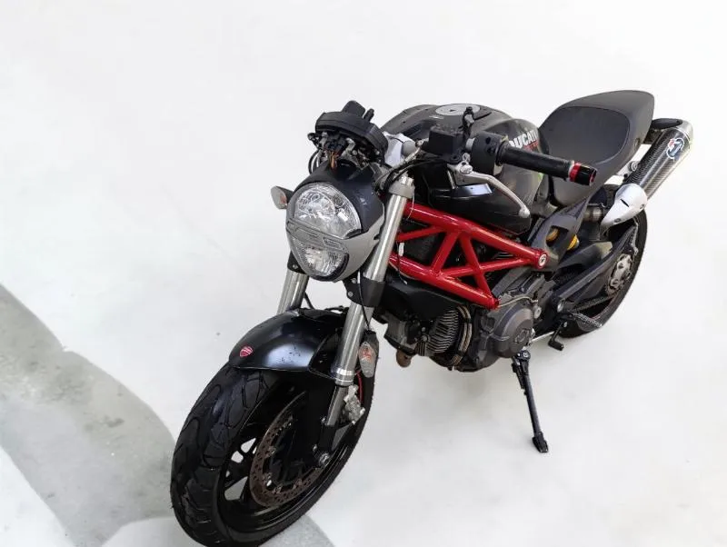 796 MONSTER