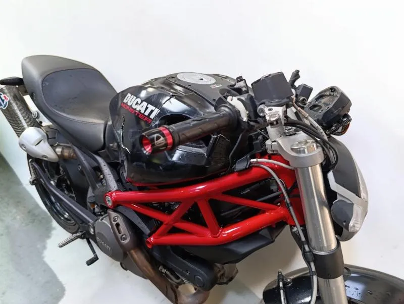 796 MONSTER