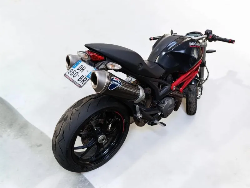 796 MONSTER