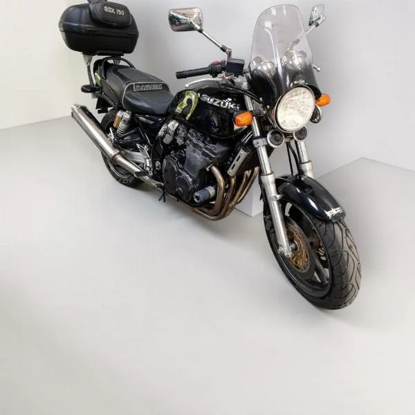 INAZUMA 750
