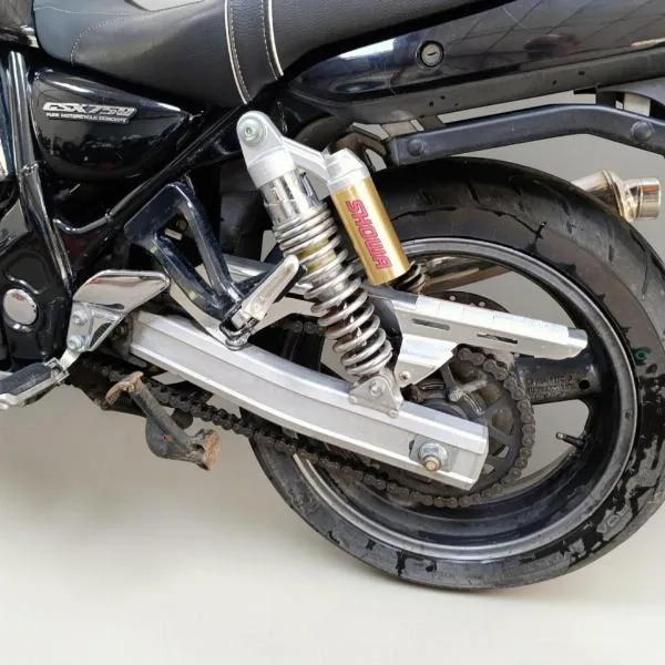 INAZUMA 750