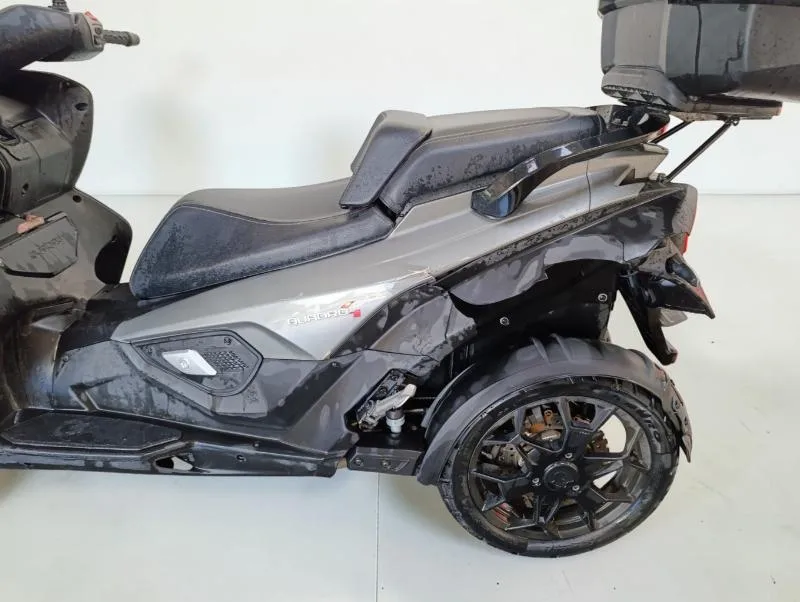 QUADRO 4