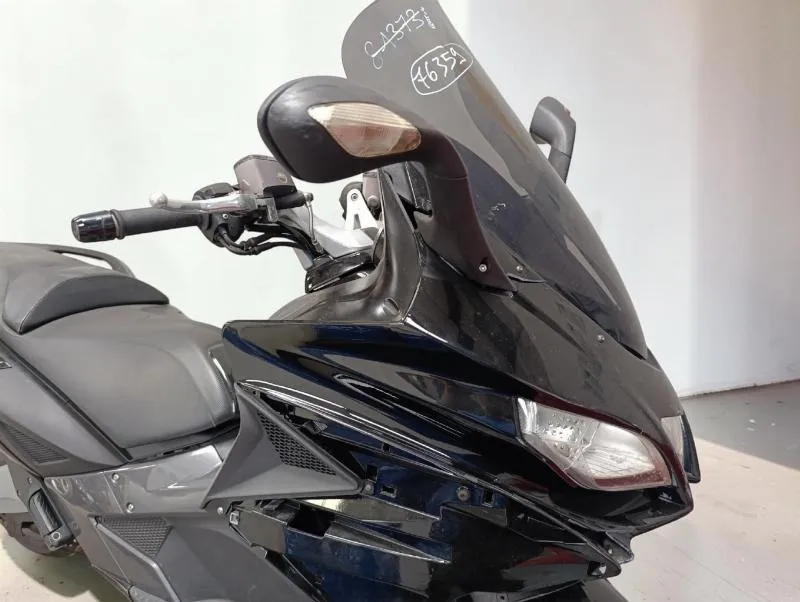 SRV 850