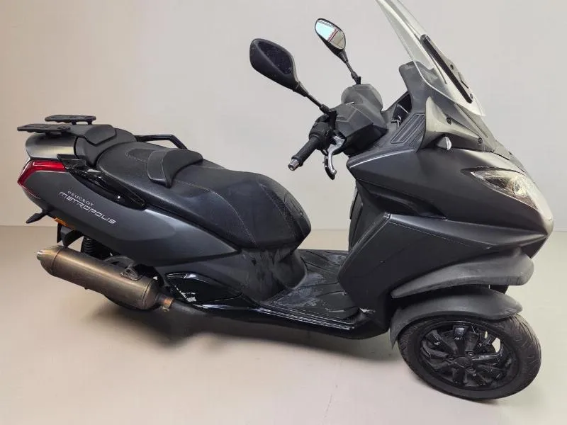 METROPOLIS 400