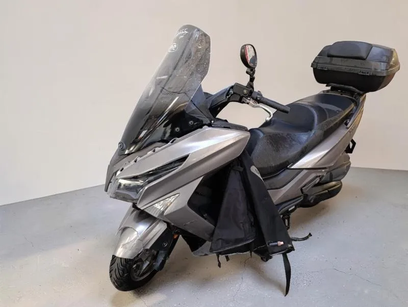 X.TOWN 125