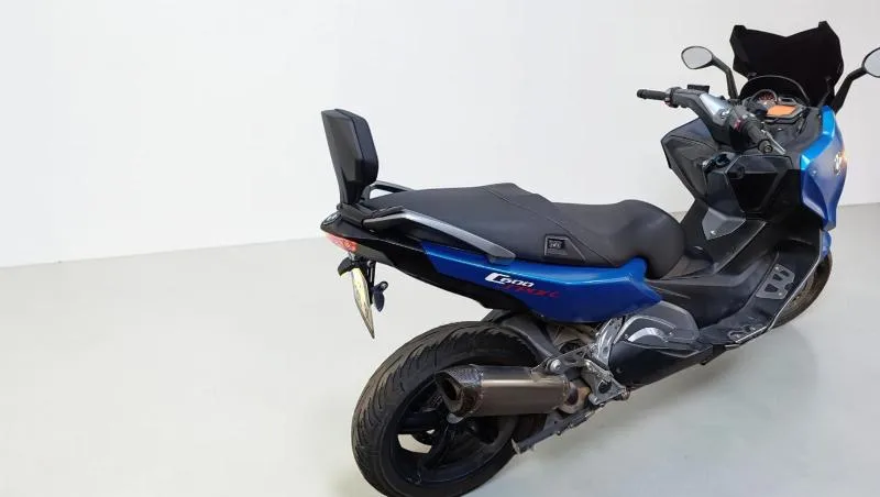 C 600 SPORT