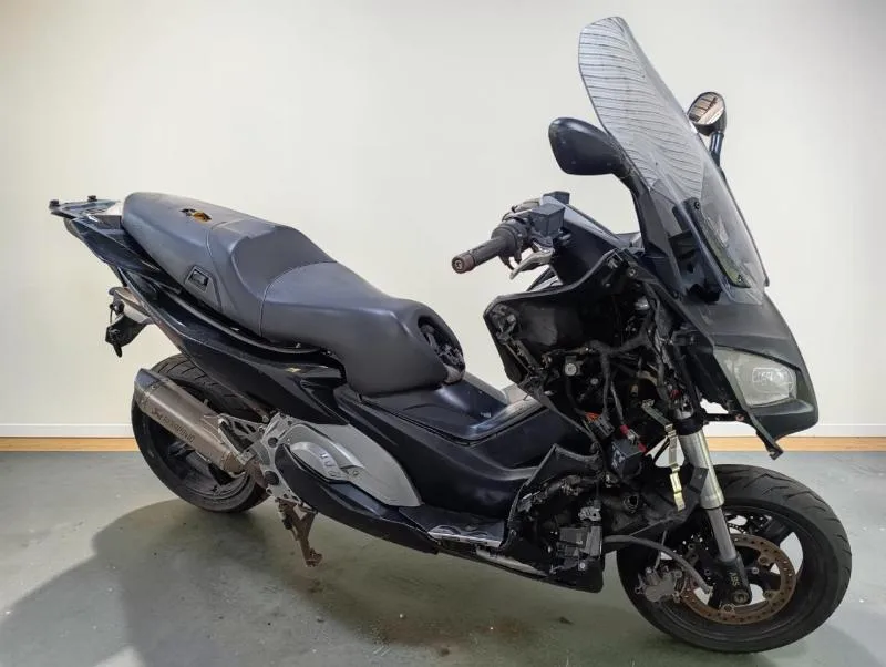 C 600 SPORT