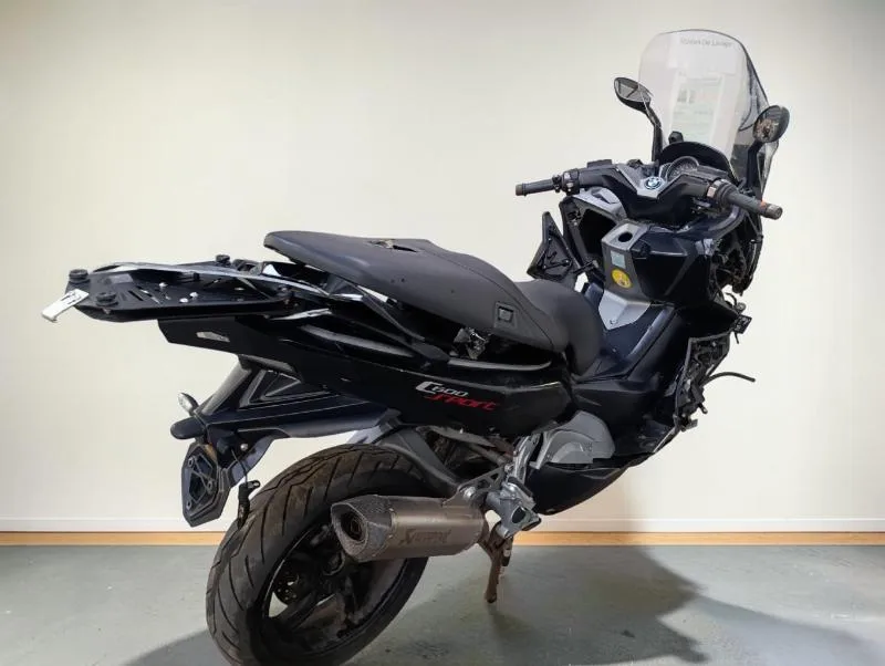C 600 SPORT