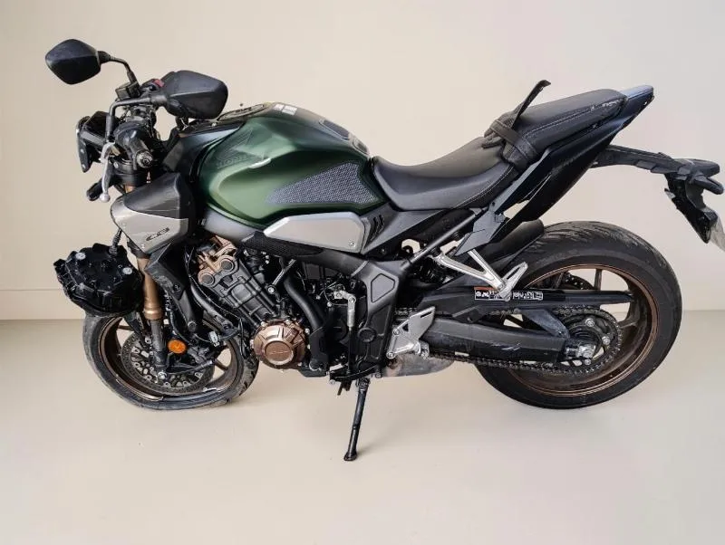CB 650 R