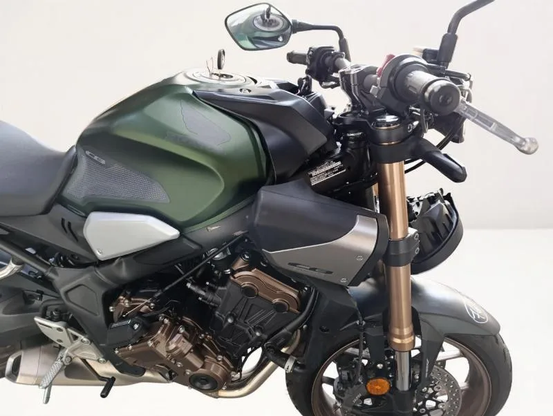 CB 650 R