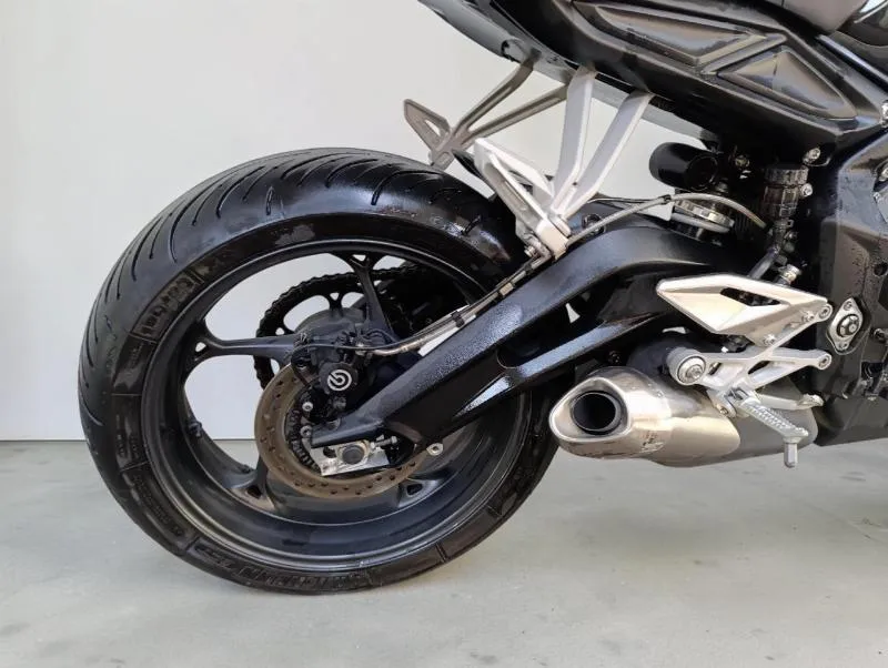 Street Triple 660