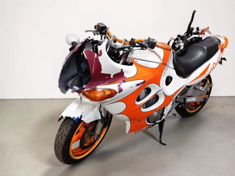 GSX600F