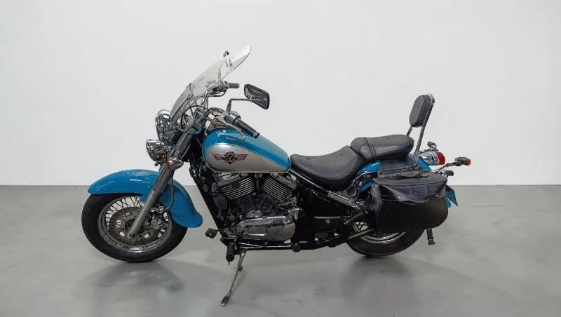 VN 800